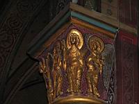 Paris, Eglise St Germain des Pres, Chapiteau colore (Saints) (2)